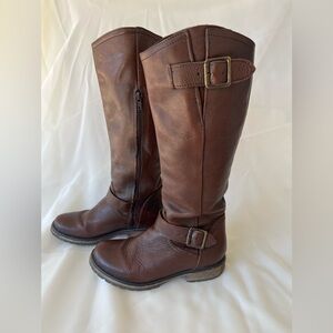 Steve Madden Fairmont Boot Size 6